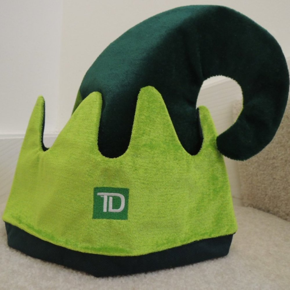 Christmas Elf Hat Santas Helper Green Felt Fabric Hat One Size Fits Most - NEW